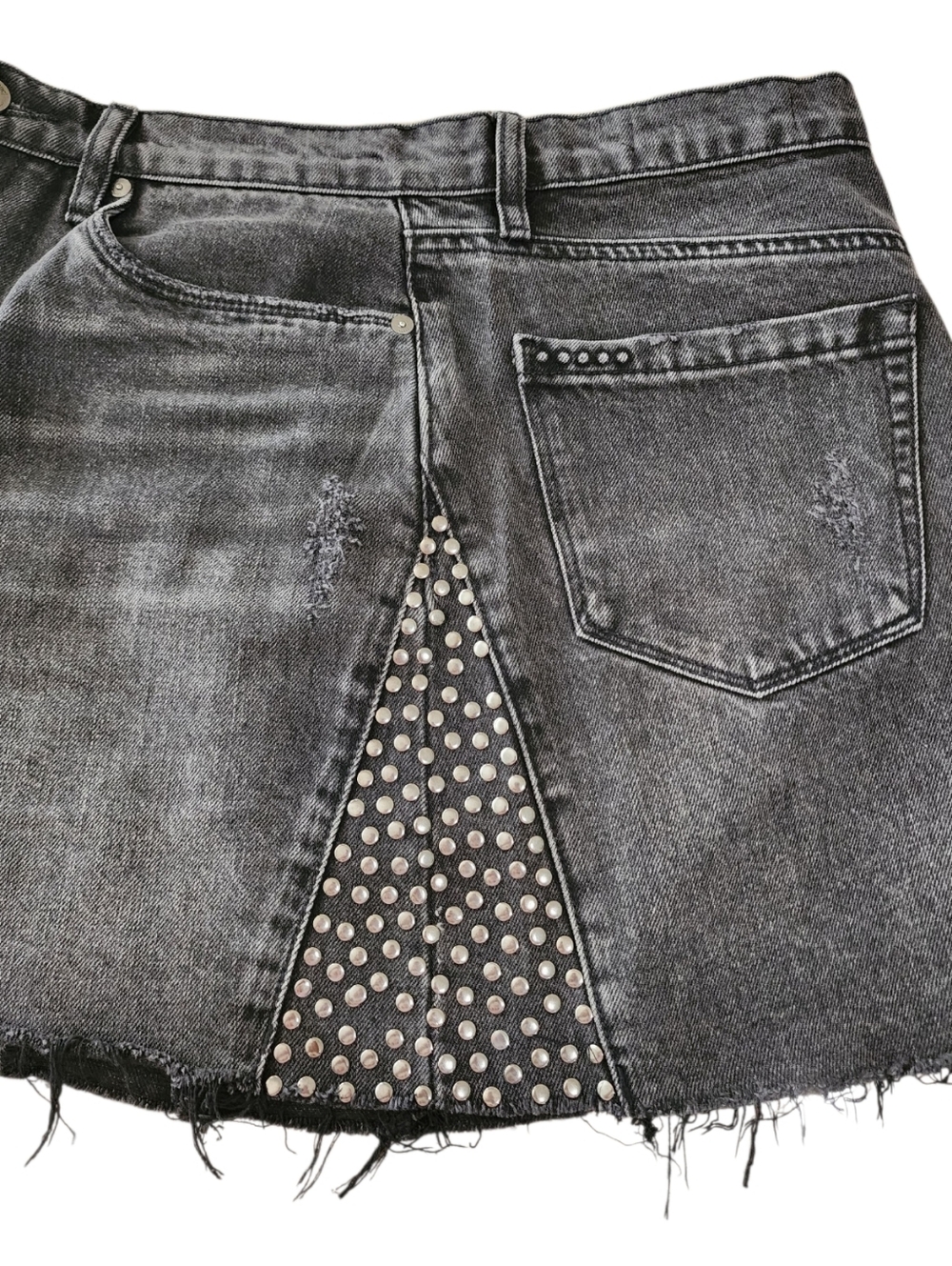 BLANKNYC Studded Denim Mini-Skirt Size 27 - Picture 5 of 13